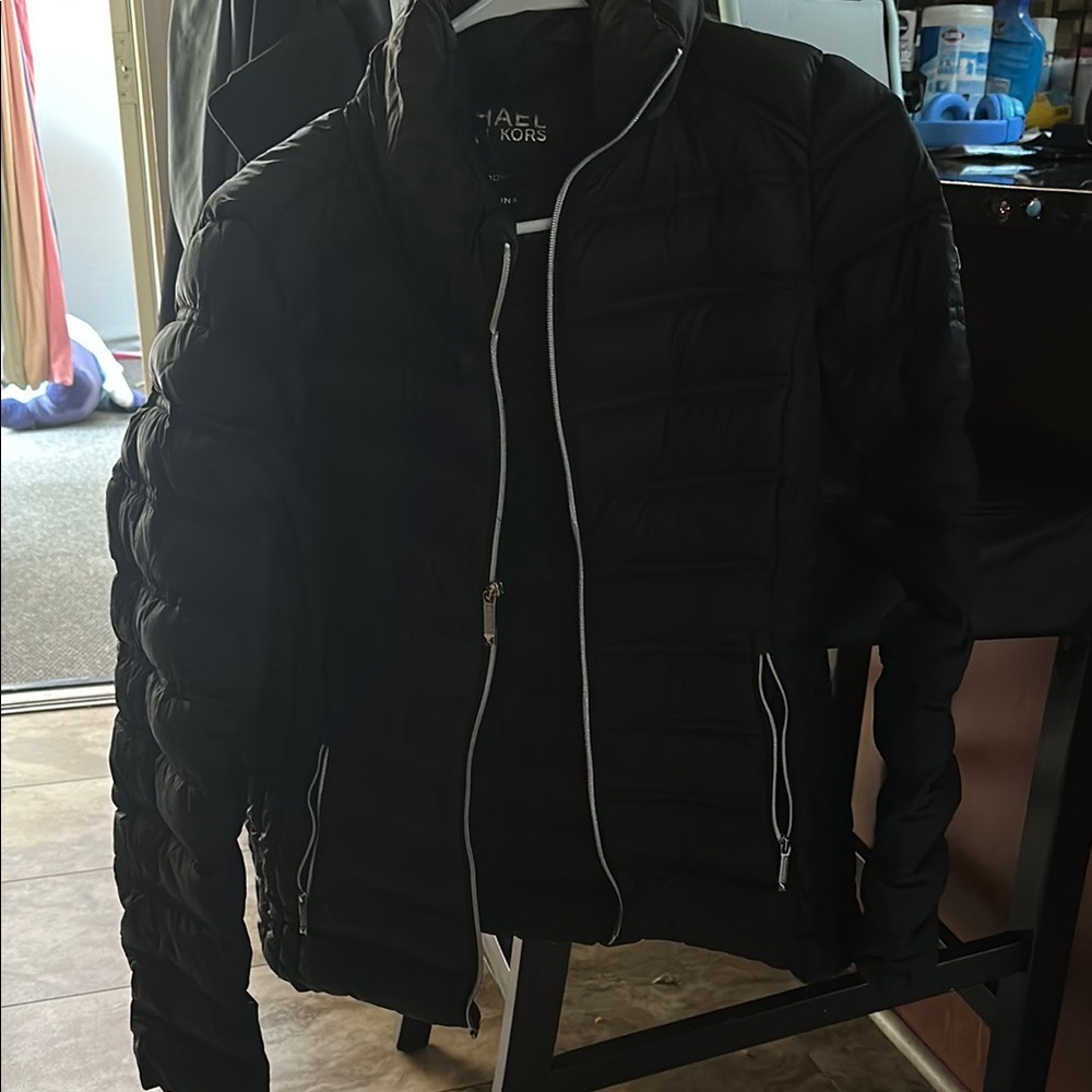Michael Kors Black women’s packable down fill jacket